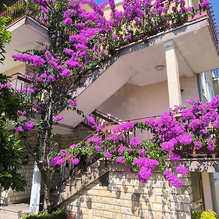 Apartments Lirio Umag Exterior photo